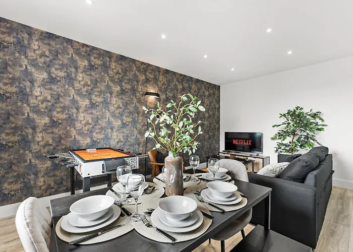 Stylish 2-Bedroom Flat In Norwich - Sleeps 6