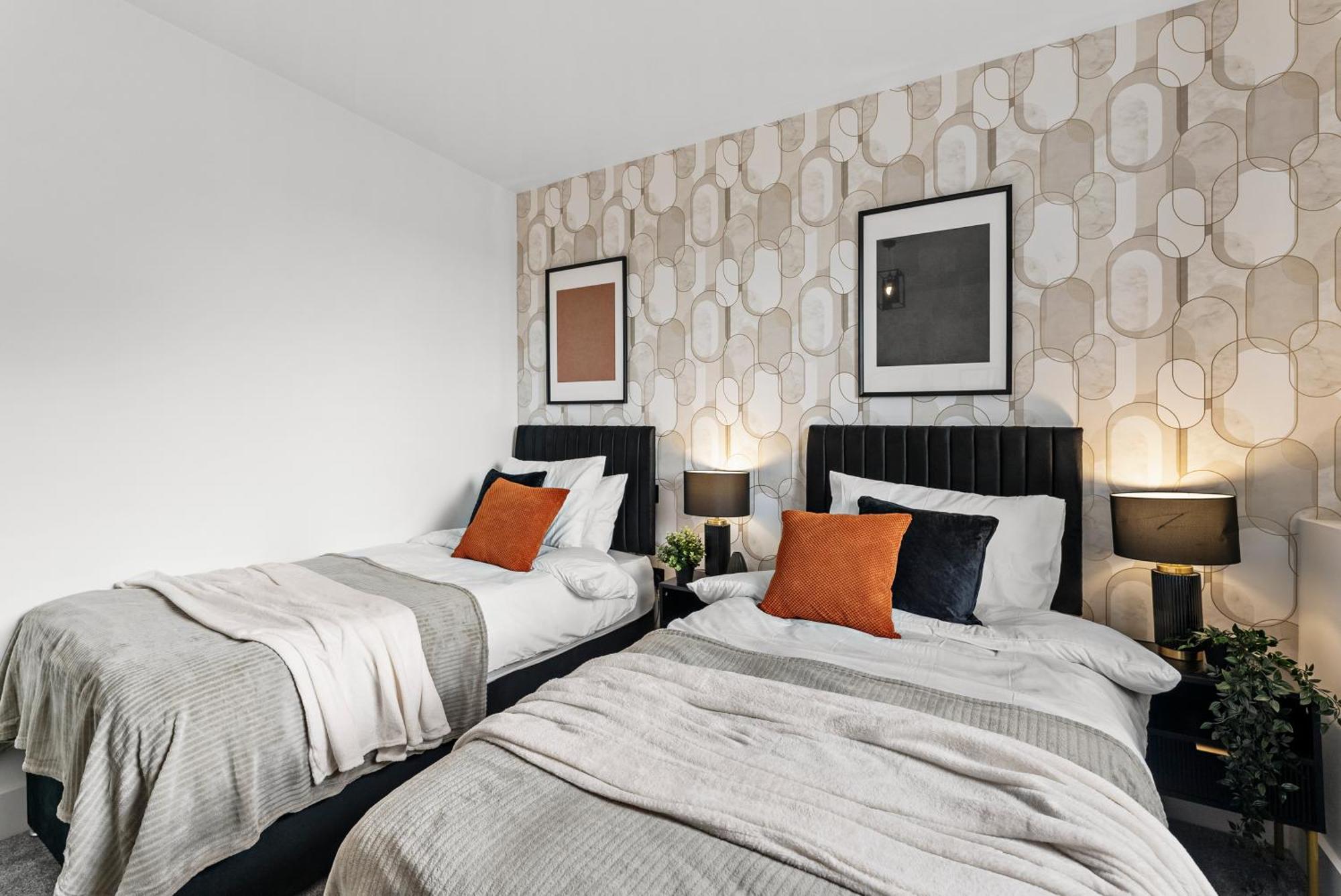 Stylish 2-bedroom Flat In - Sleeps 6 * Norwich